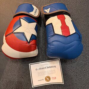Hayabusa Marvel's Captain America Boxing Gloves 12oz